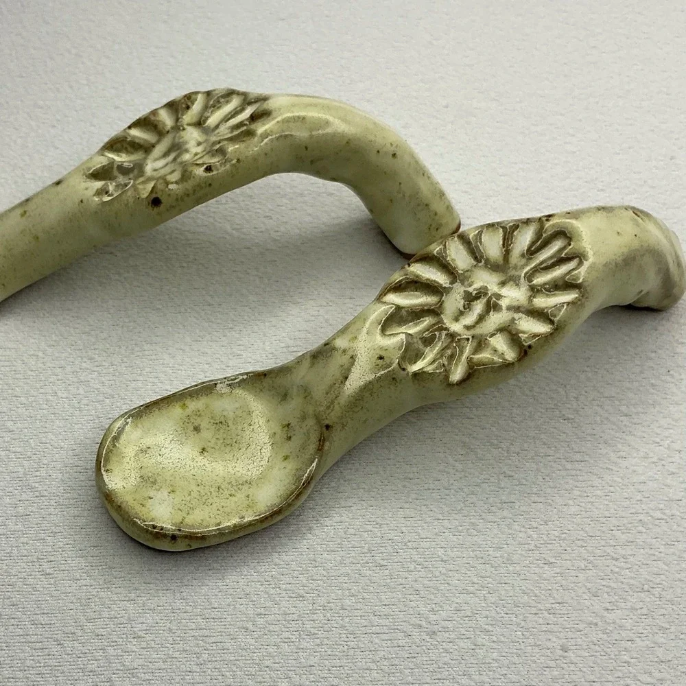 N/A handcrafted stoneware